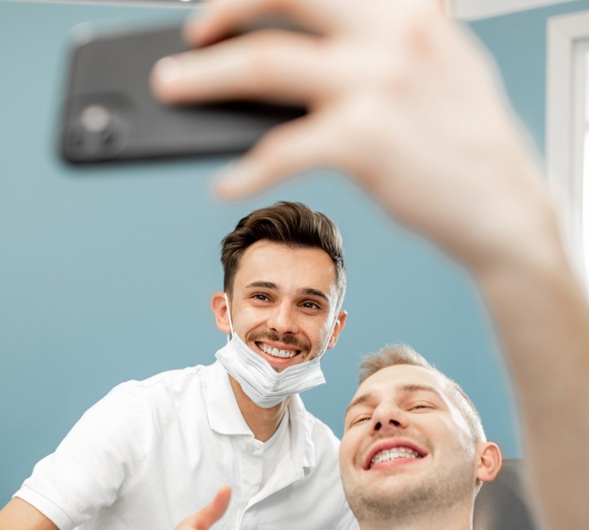 Influenszer marketing fogászat